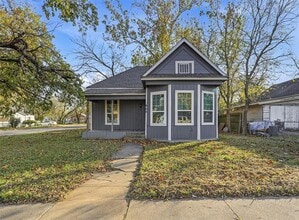 Building Photo - 900 W Morgan St