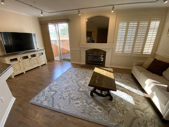 Building Photo - 11366 Via Rancho San Diego