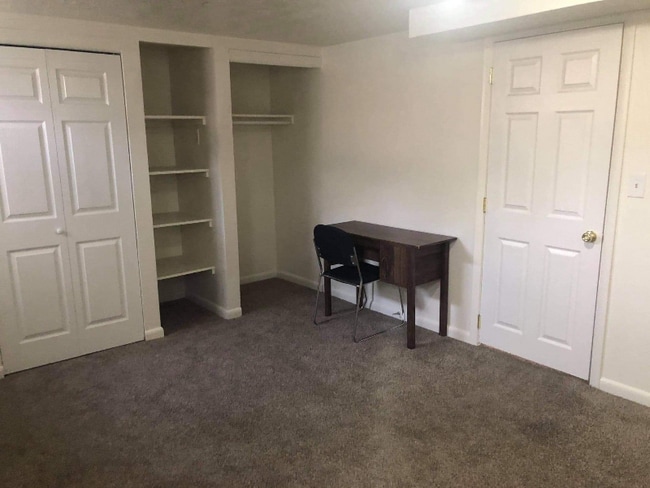 Building Photo - 1673 Northfield Rd