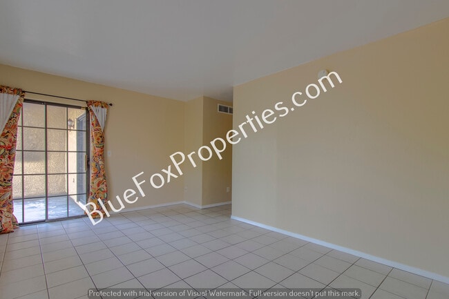 Building Photo - 8421 E Corinthian Dr