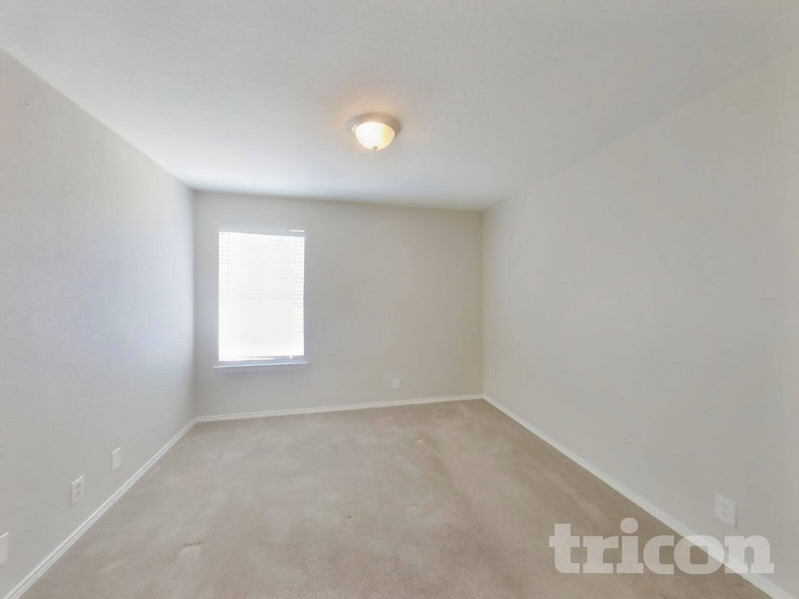 Building Photo - 8034 Cavern Hill