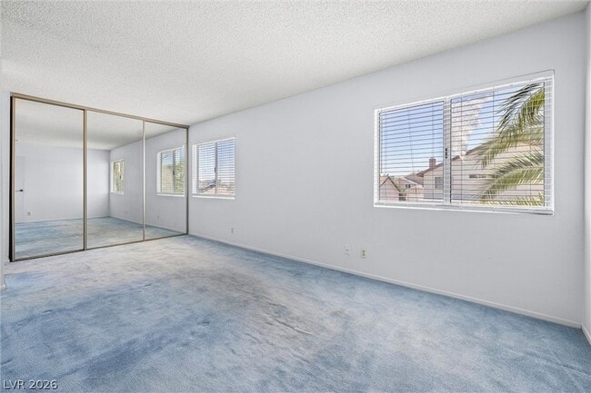 Building Photo - 6951 Wedgewood Way