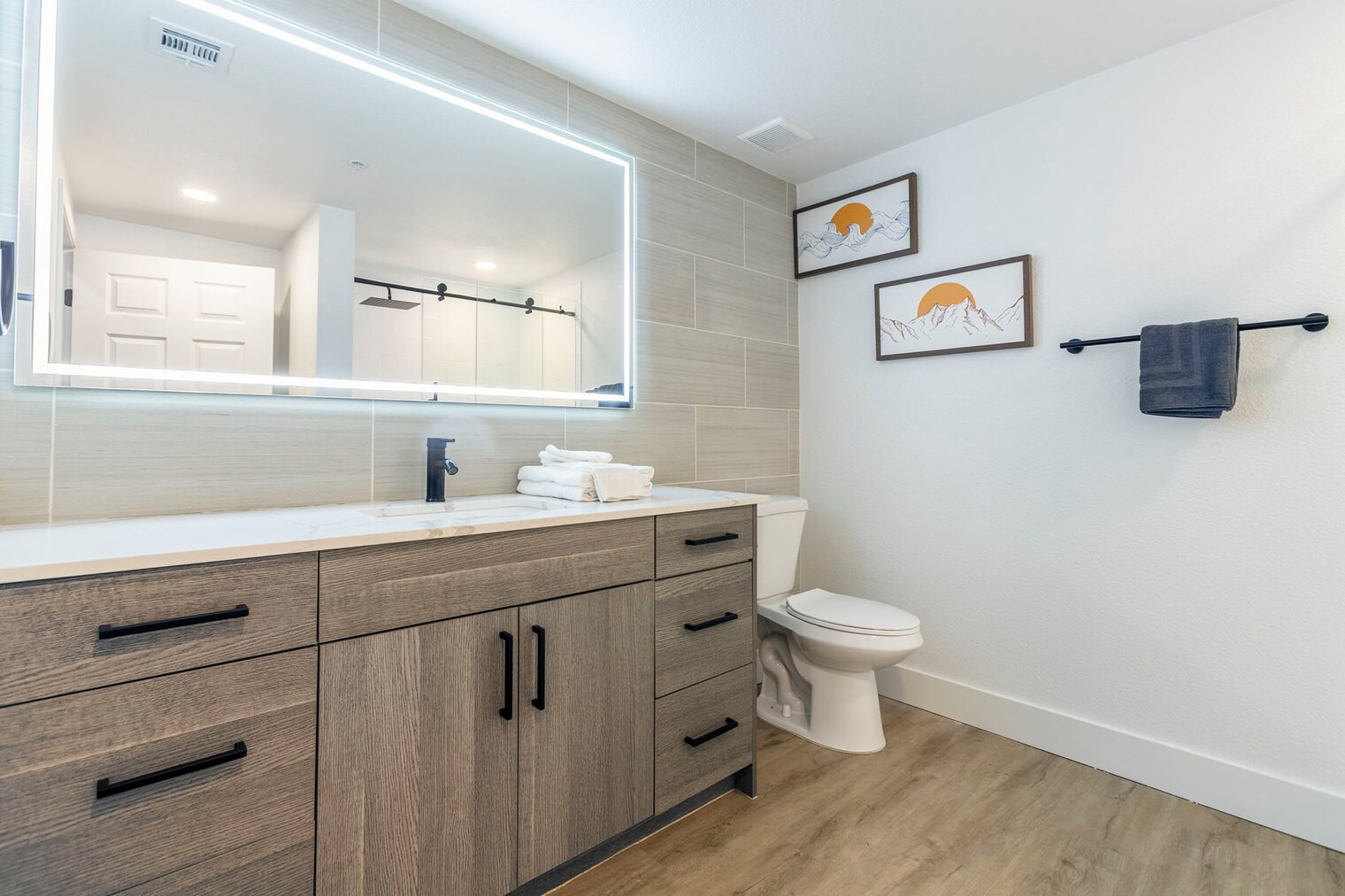 Building Photo - 15608 N 71st St