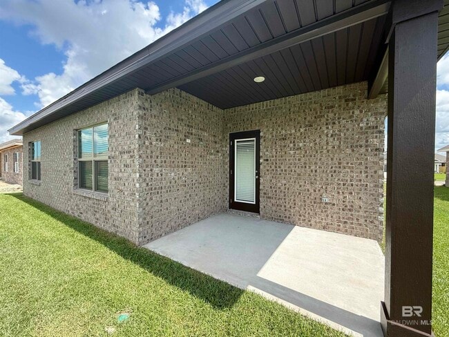 Building Photo - 429 Parkerman Ave