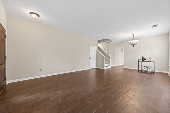 Building Photo - 10427 Lyndon Meadows Dr