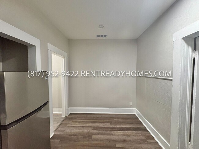 Building Photo - 4431 Clay St