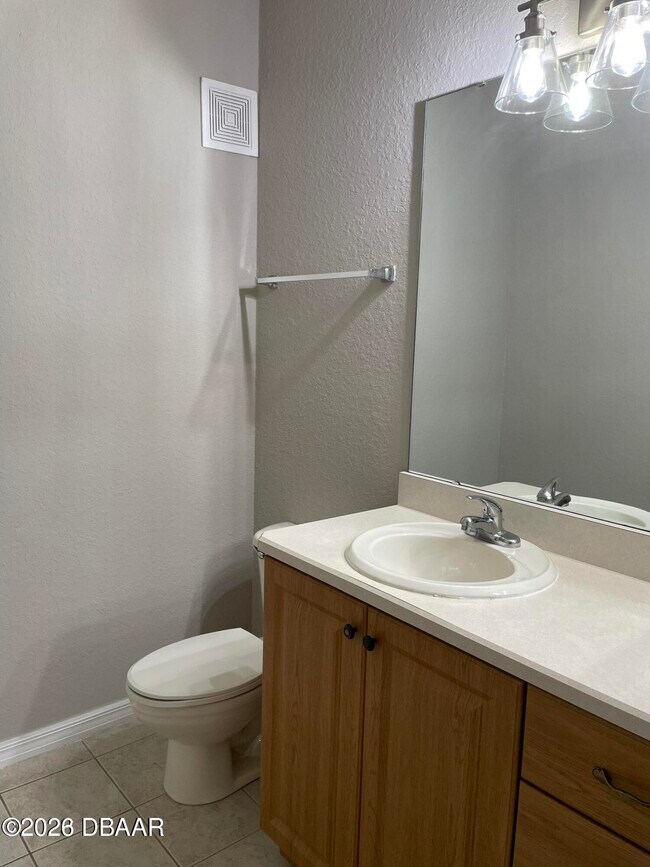 Building Photo - 830 Airport Rd