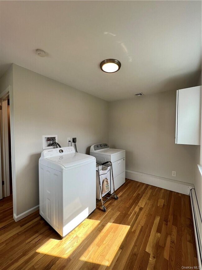 Building Photo - 133 Bradford St