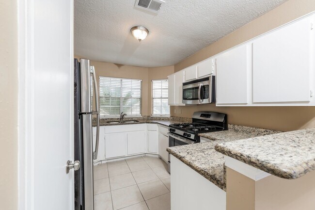 Building Photo - 11110 Grassyglen Dr