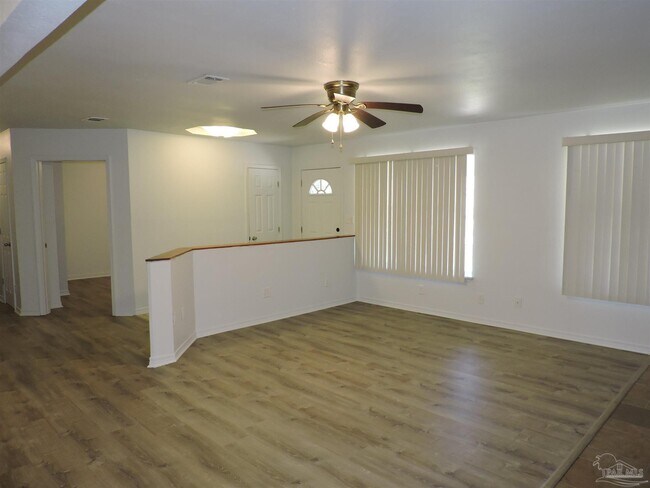 Building Photo - 1070 Sagebrush Trail