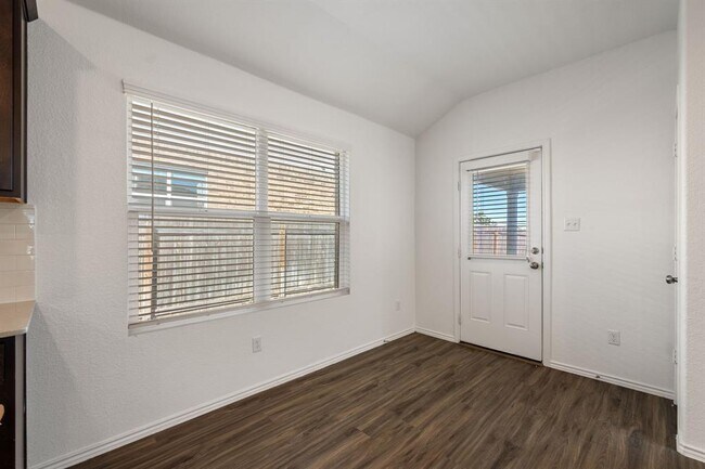 Building Photo - 3206 Dusted Daisey St