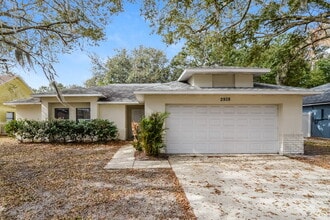 Building Photo - 2928 Dana Ln