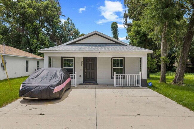 Building Photo - Charming 3BR 2BA near downtown Ocala!