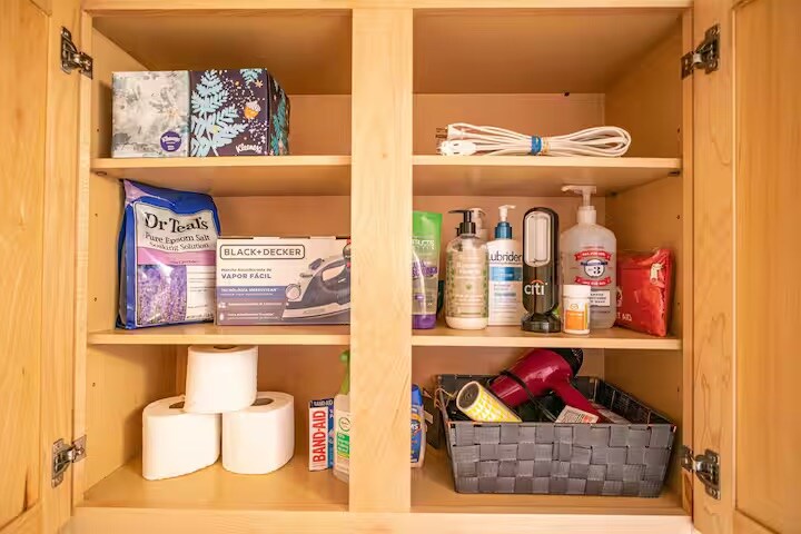 Building Photo - 323 N 46th St