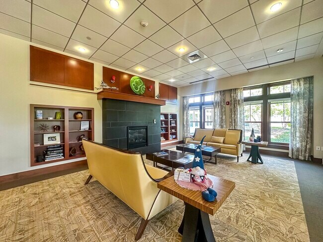 Building Photo - 25 Stonehaven Dr