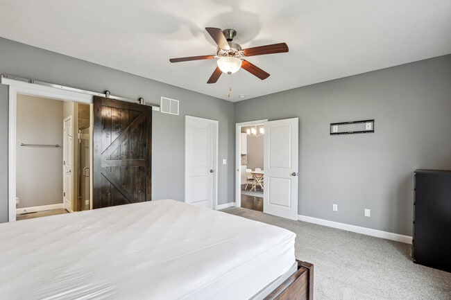 Building Photo - 4533 Nicklaus Dr