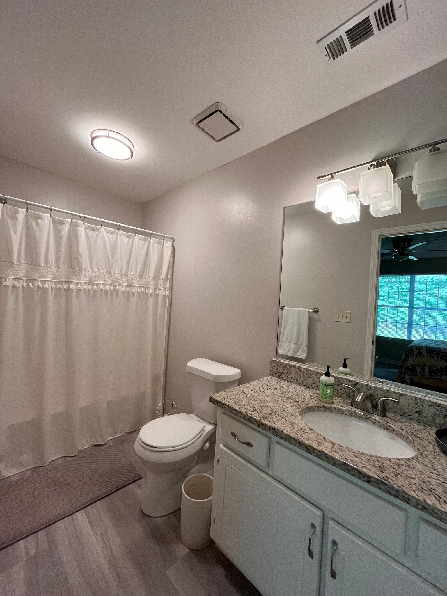 Building Photo - 681 Senoia Rd