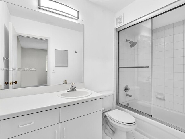 Building Photo - 3932 San Simeon Ln