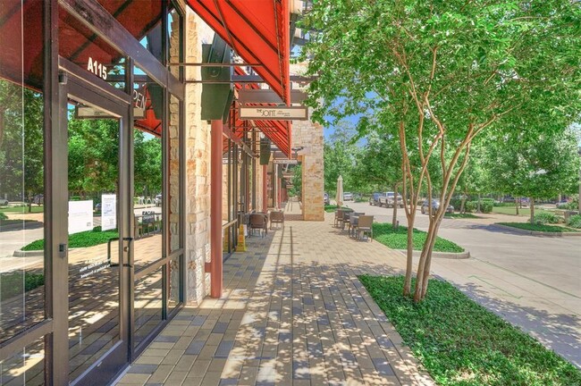 Building Photo - 11 Handbridge Pl