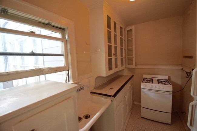 Interior Photo - Clayton Place