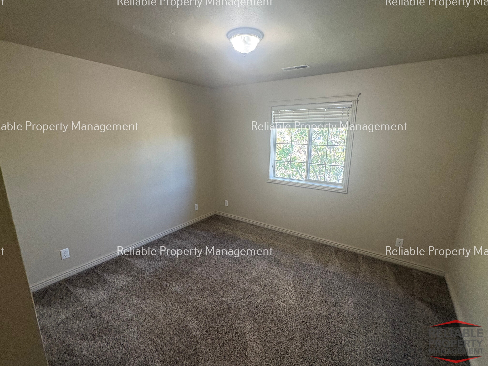 Building Photo - 172 Stockham Blvd