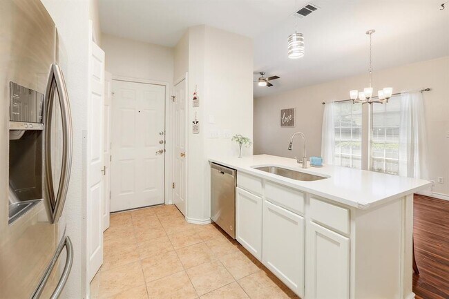 Building Photo - 8703 Weiser Dr