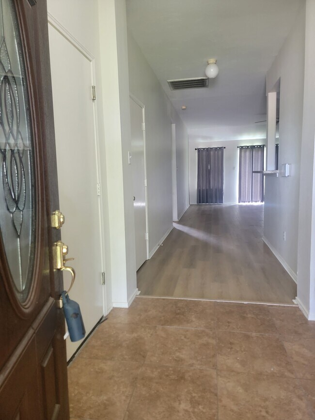 Building Photo - 16350 Angel Island Ln