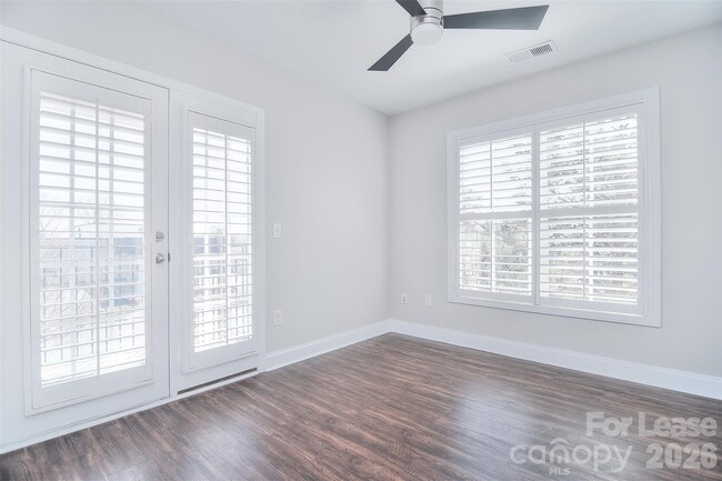 Building Photo - 11058 Cedar Walk Lane