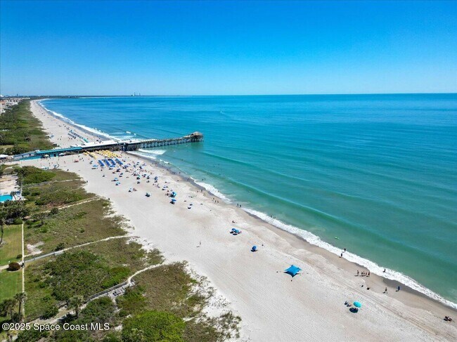 Building Photo - 240 Acorn Dr