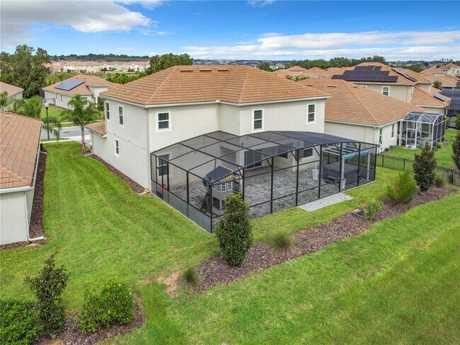Building Photo - 8886 FALLEN OAK Dr