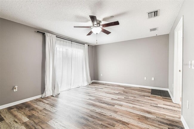 Building Photo - 2503 Middleton Grove Dr