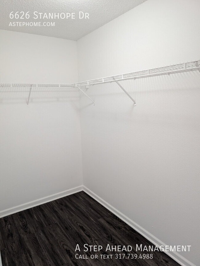 Building Photo - 6626 Stanhope Dr