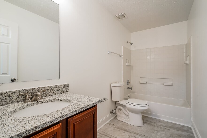 Building Photo - 5636 Dory Dr