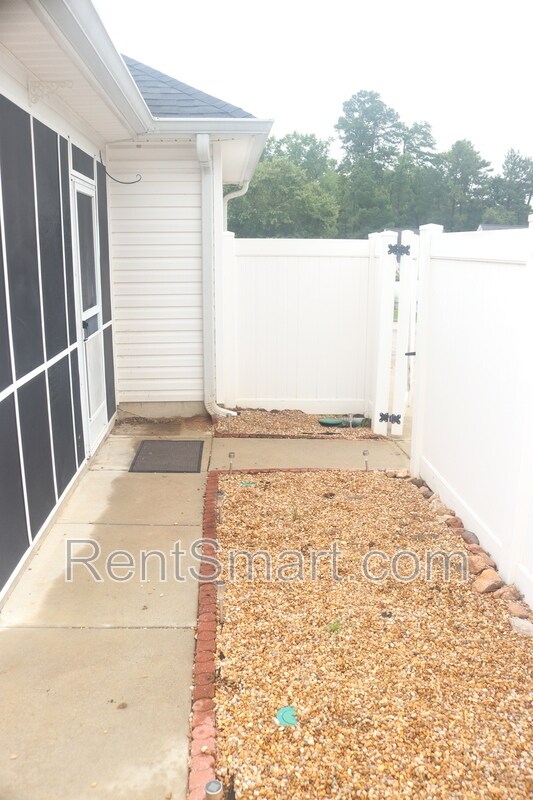 Building Photo - 624 Dunloe Cir