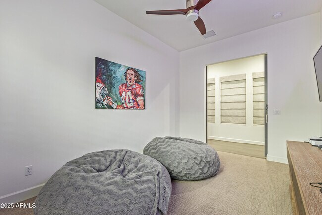 Building Photo - 4601 S Pinaleno Dr