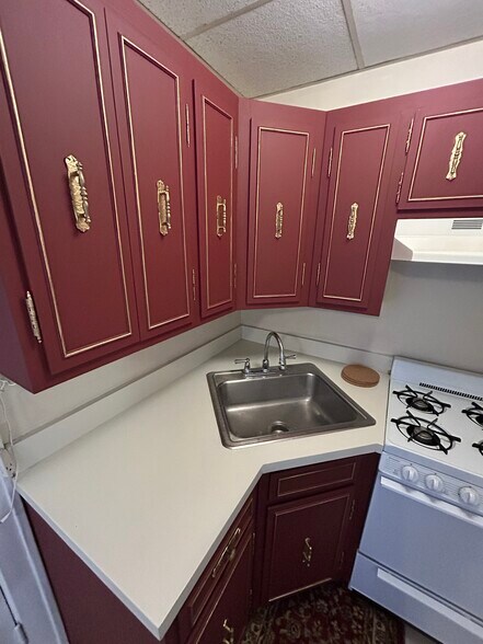 Building Photo - 2508 33rd Ave S