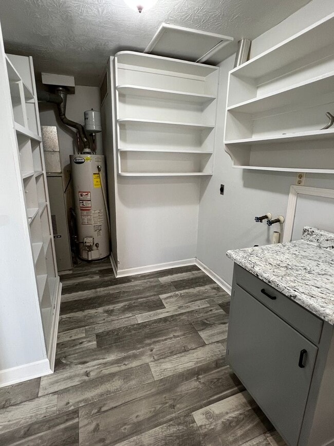 Building Photo - ~Applications Pending~ FALL SPECIALS GALOR...