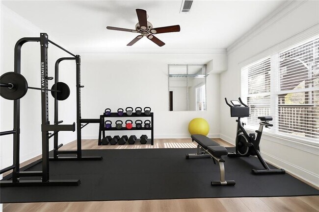 Building Photo - 6961 Fellowship Ln