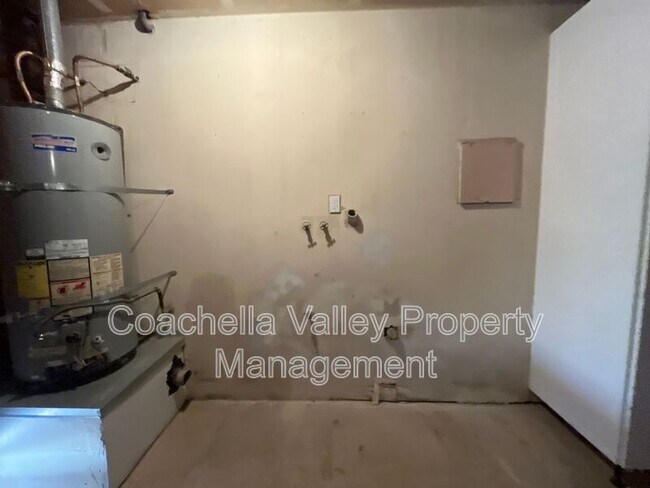 Building Photo - 40641 Schafer Pl