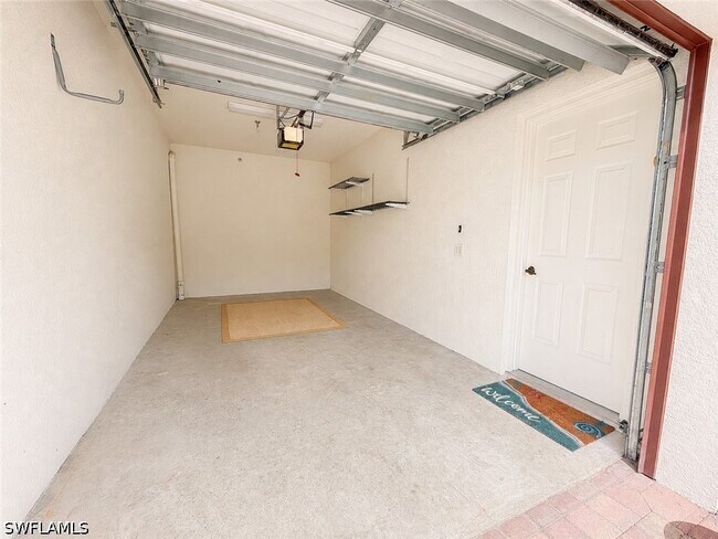 Building Photo - 10101 Villagio Palms Way