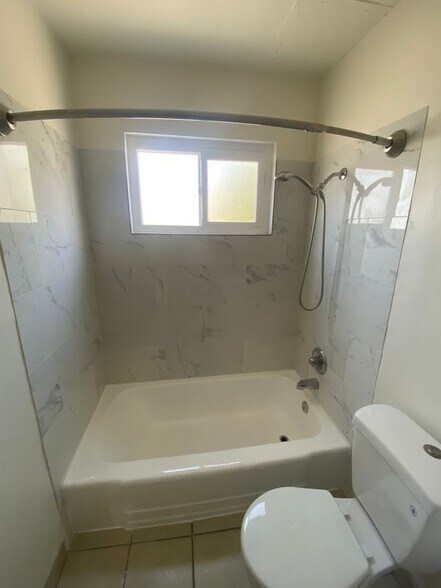 Building Photo - 5855 Carlton Way