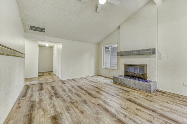 Building Photo - 1467 NW 176th Pl