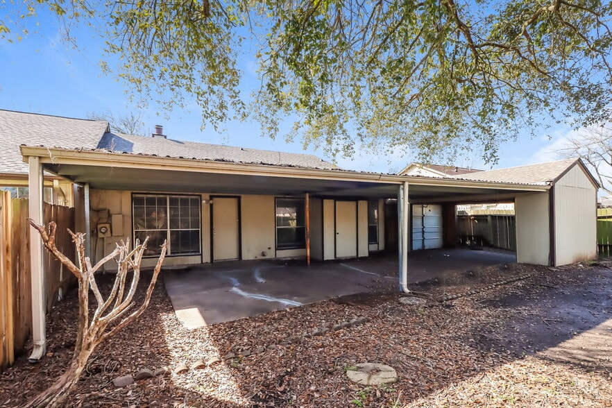 Building Photo - 13916 Bonnercrest Dr