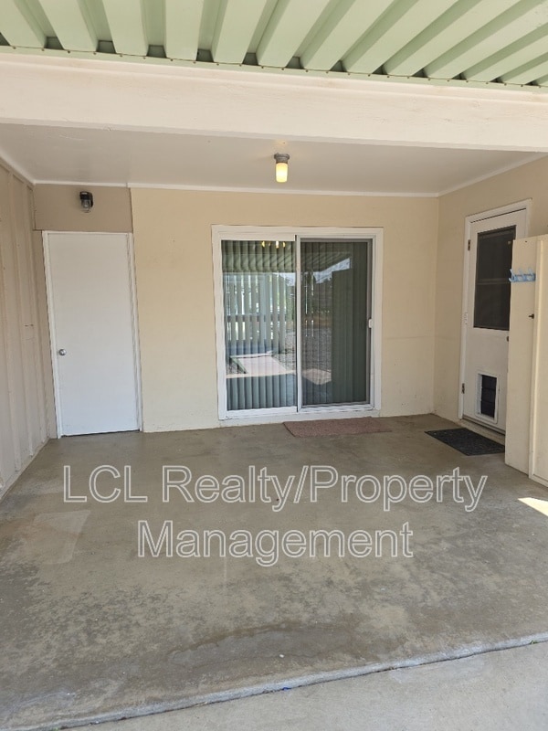 Building Photo - 27147 El Rancho Dr