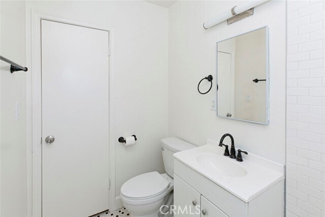 Building Photo - 11659 Hamlin St