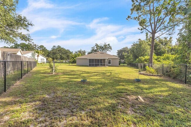 Building Photo - 159 Persimmon Dr