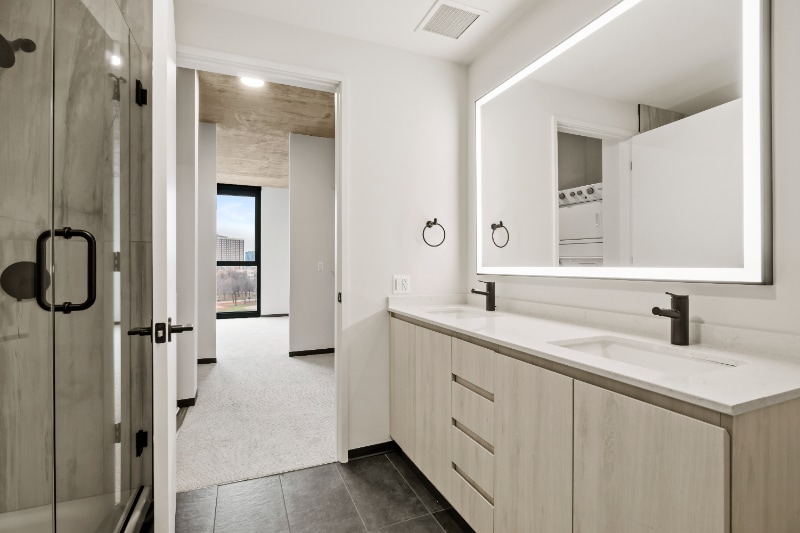 Building Photo - 1450 W Randolph St