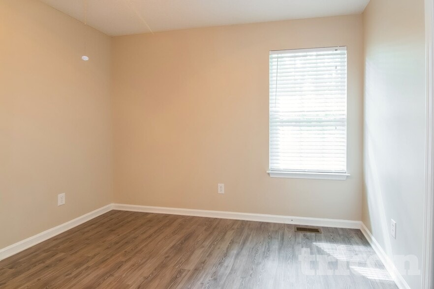 Building Photo - 409 Kayak Ct