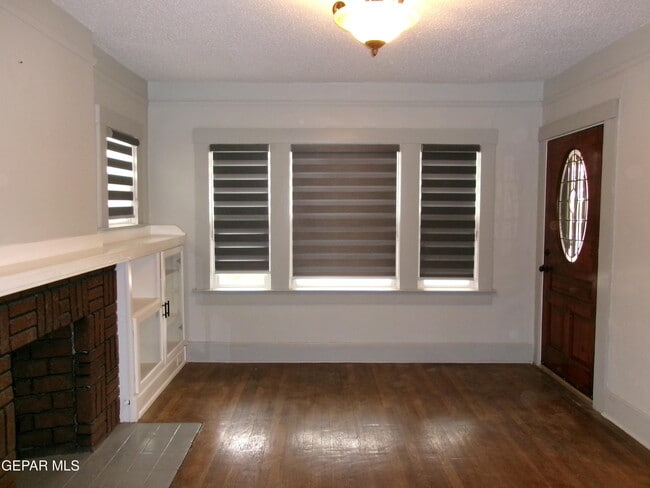 Building Photo - 3733 Bliss Ave