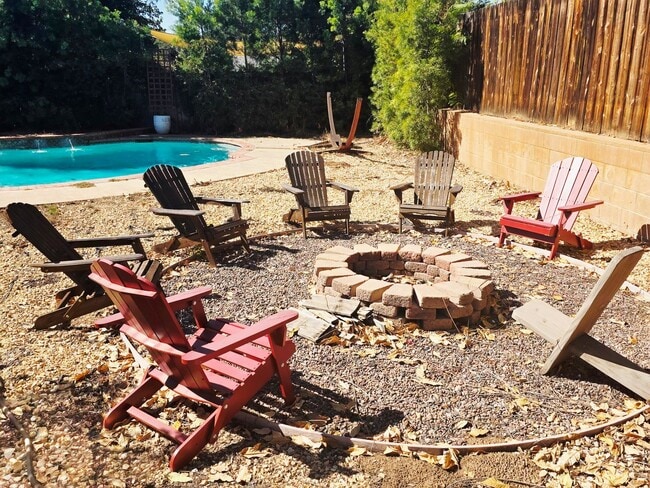 Building Photo - $5,500 - Beautiful 3BR/2BA Home on ? Acre ...